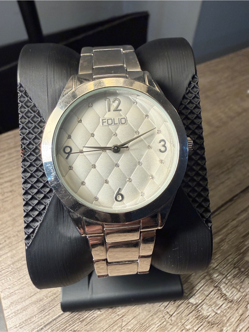 Men’s Silver Quilted Dial Bracelet Watch -7